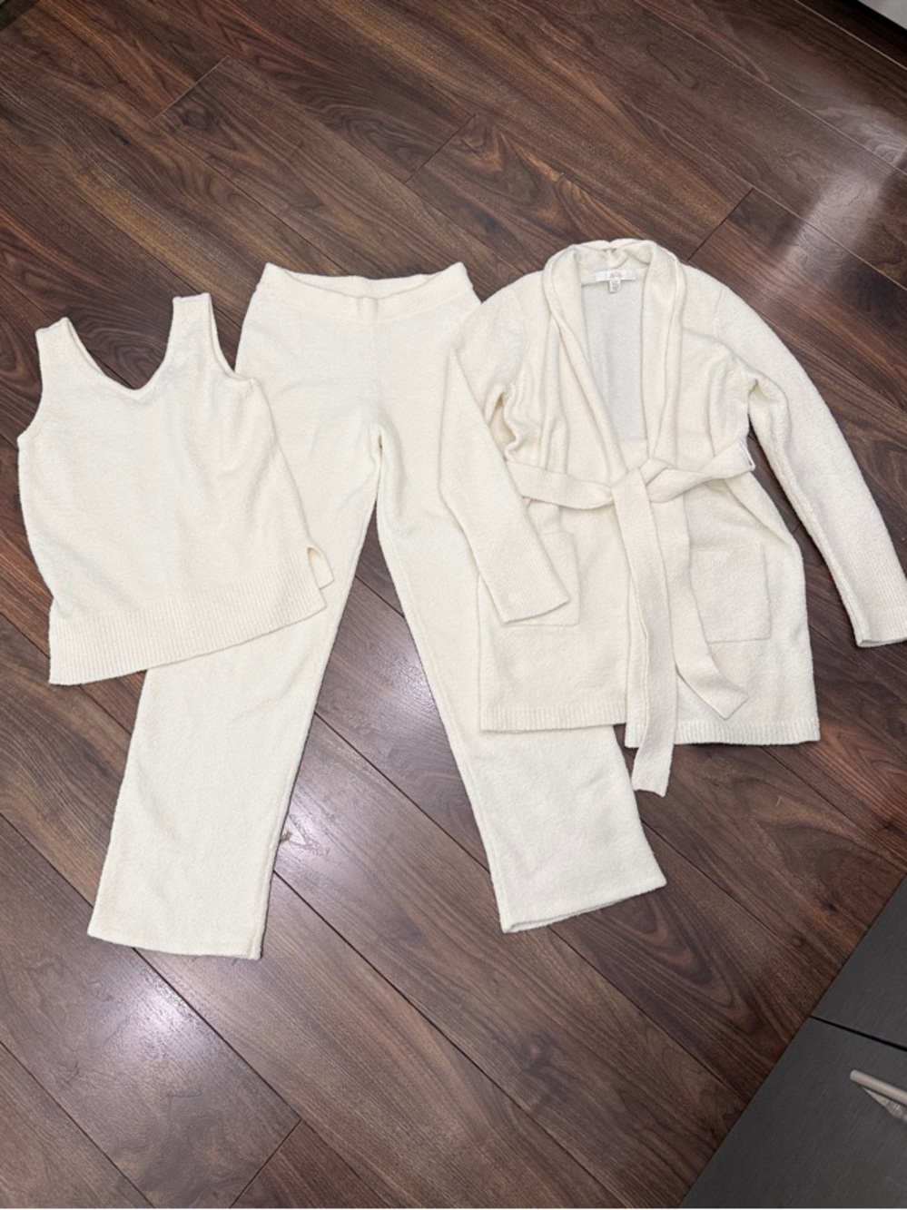 Lilly Pulitzer Cream Knit 3 Piece Lounge Set tank pant wrap cardigan